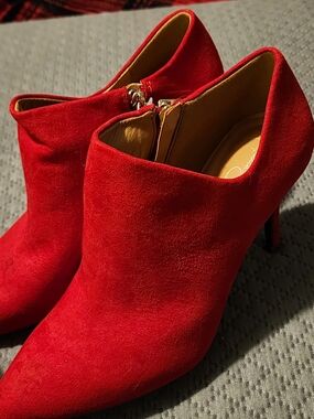 Women's  Jessica Simpson Red Suede Ankle Booties - Sleek Pointed Heel